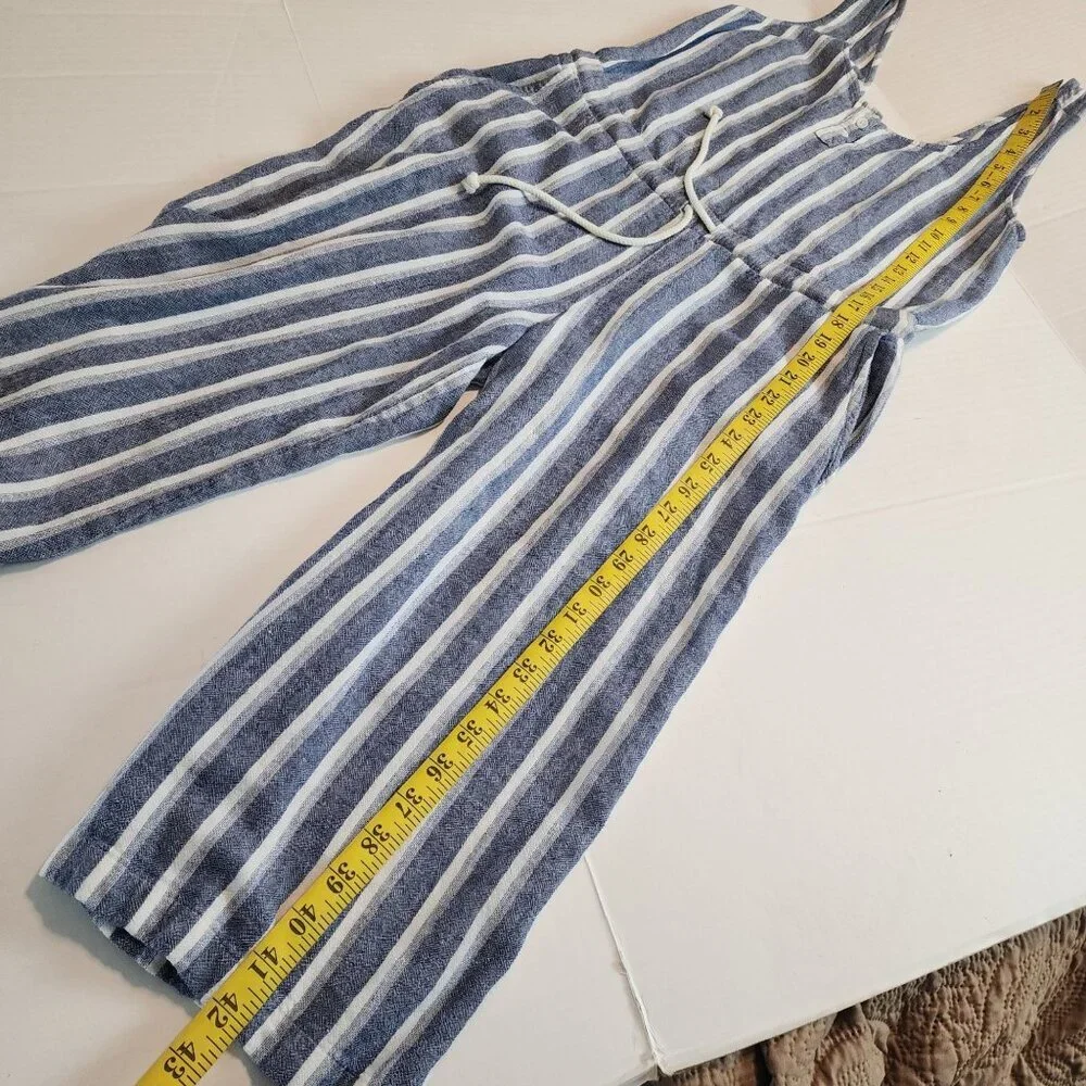 Anthropologie Cloth & Stone Size S women Blue Striped Cropped Wide Leg Jumpsuit